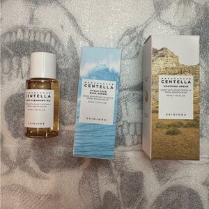 Skin 1004 skincare mini set -